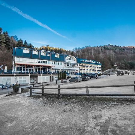 Hotel Plejsy Krompachy Exterior photo